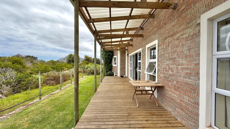 4 Bedroom Property for Sale in Bettys Bay Western Cape